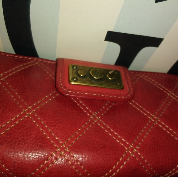 FOSSIL Wristlet - Picture 6 of 10